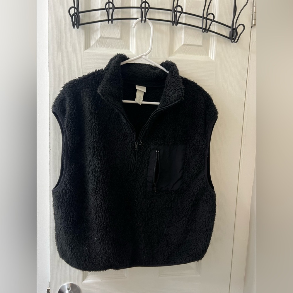 H&M Black Vest